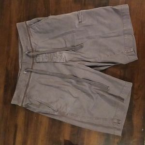 Men's James Perse size 28 brown shorts.